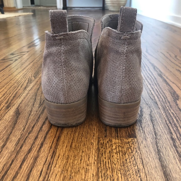 Dolce Vita suede ankle boots - Picture 3 of 3